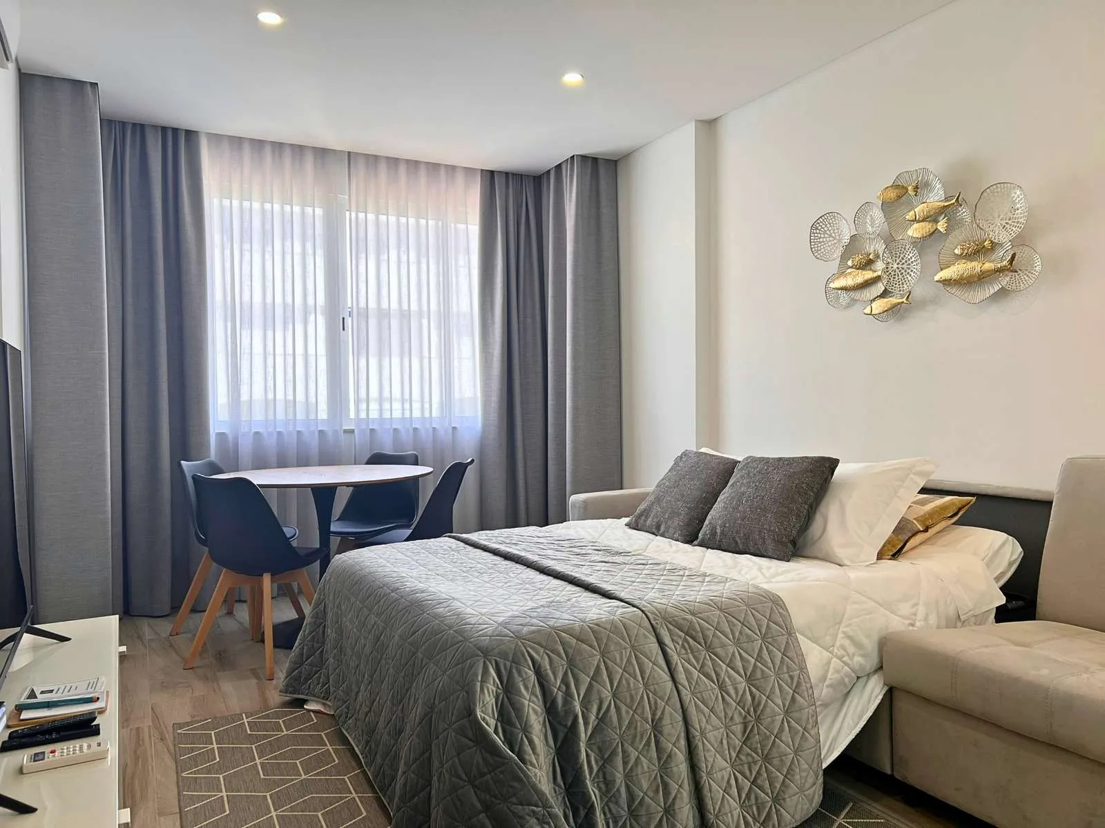 Timeless Beach V — interior 23